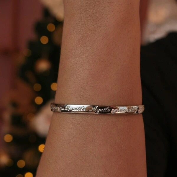 Bracelete É Justo Que Muito Me Custe