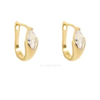 Argola Detalhe Navete Cristal