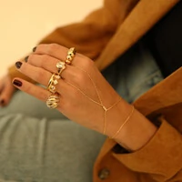 Pulseira de Mão Prata 925 Slim Detalhe 3 Zirconias Ouro