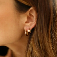 Argola Retangular Prata 925 Coração Moissanite Ouro