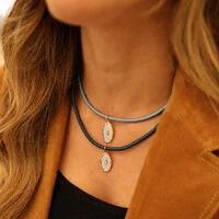 Colar Prata 925 Fio de Seda Azul Escuro Medalha Oval Ouro