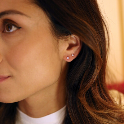 Foto Brinco Prata 925 Ponto Moissanite 2.5 mm (cópia)