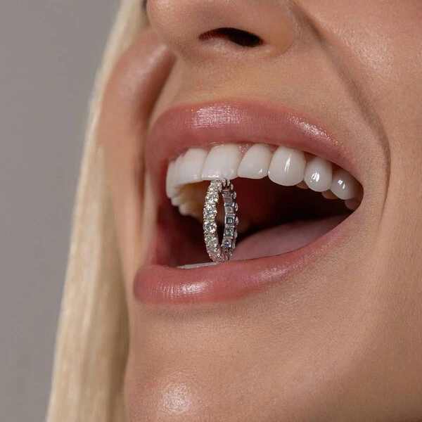 Anel Prata 925 Dedinho Glam Moissanite
