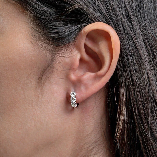 Argolinha Prata 925 Tri Moissanites 4 mm