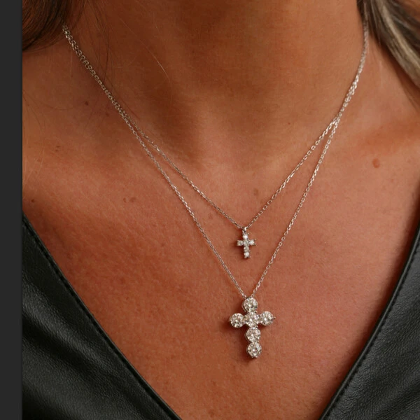 Colar Prata 925 Mini Cruz Moissanites