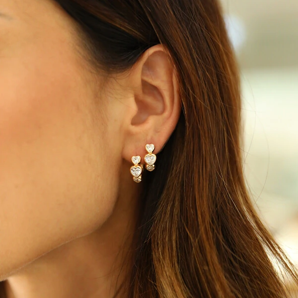 Argola Prata 925 Cravação Inglesa Tri Corações Ouro