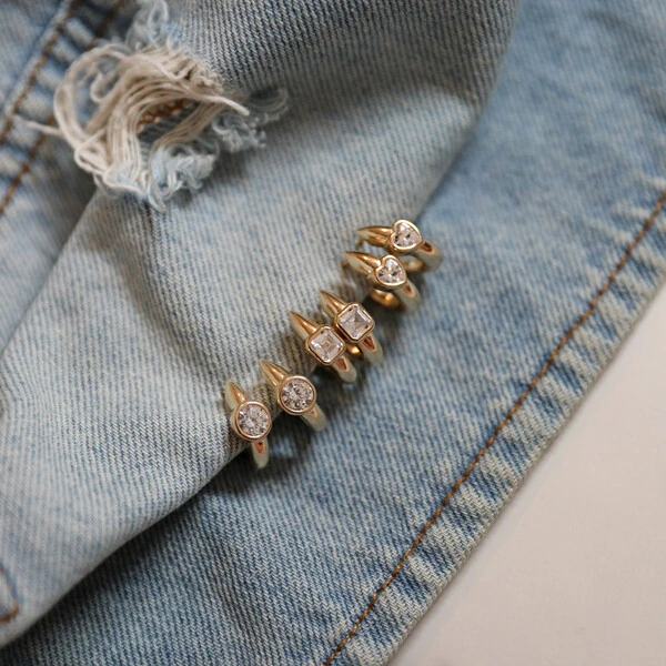 Argola Prata 925 Bold Cravação Inglesa Coração Cristal Ouro