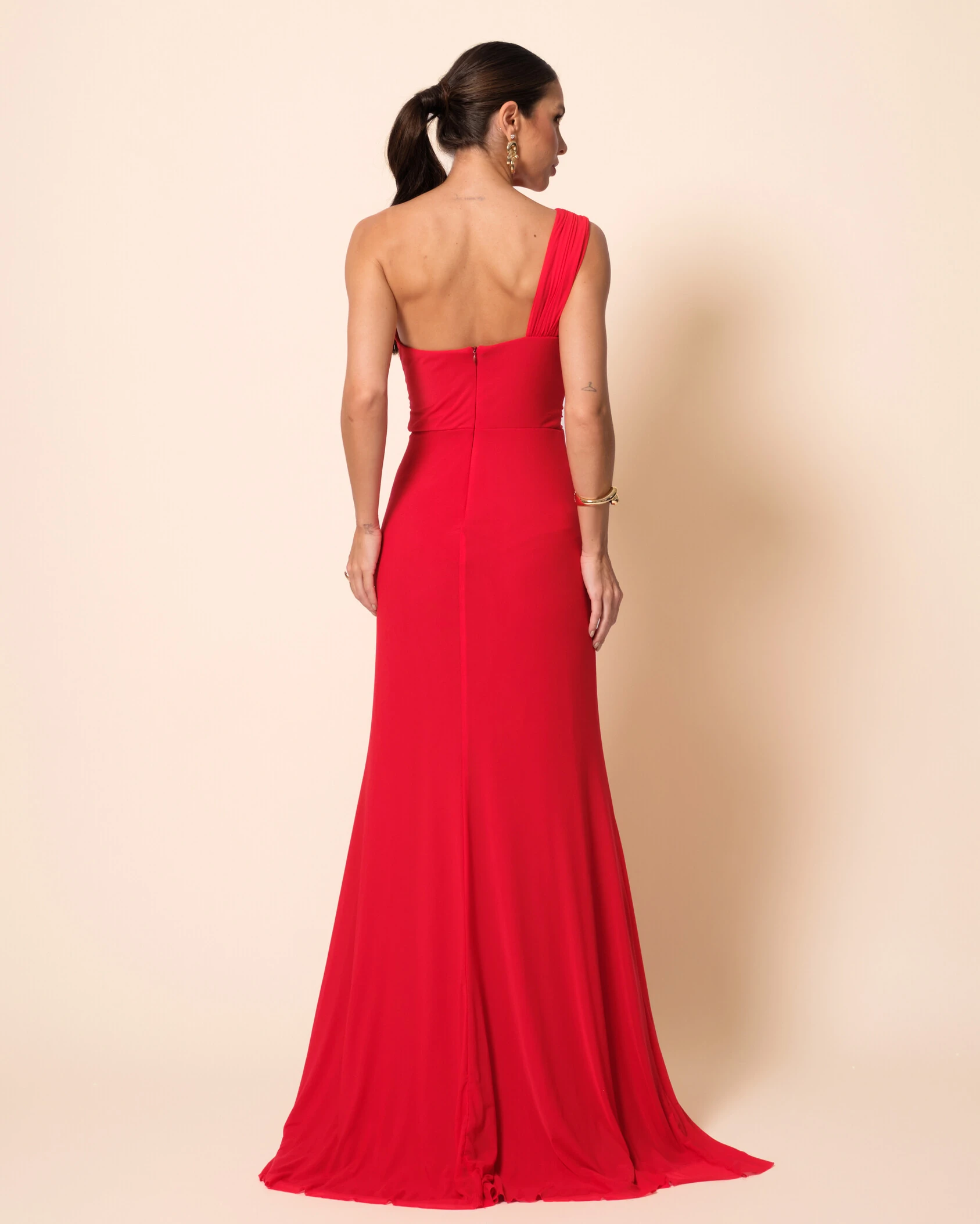 FotoVestido de Festa Longo Tule Tomara que Caia Faixa Detalhe Drapeado e Fenda Vermelho