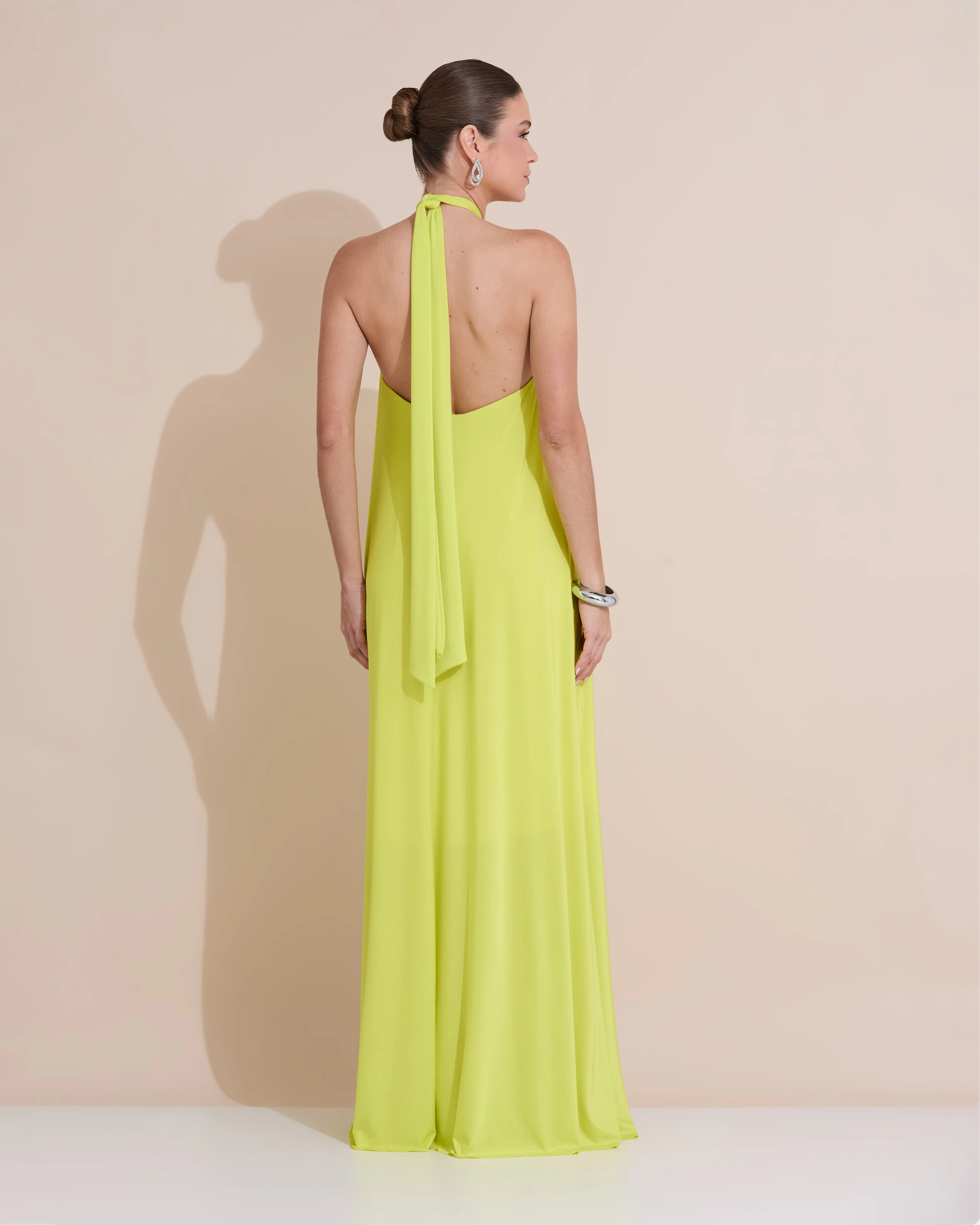 Foto Vestido Longo com Amarração em Malha Verde Lima