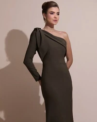 Vestido de Festa com Laço de Um Ombro em Alfaiataria Fenda Verde Oliva