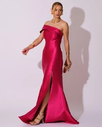 Vestido de Festa Zibeline com Faixa Ombro a Ombro Pink