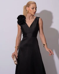 Vestido de Festa longo Zibeline Decote em V com Flores Removivel Preto