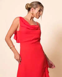 Vestido de Festa Longo Crepe Chiffon Degagê com Fenda e Babado Cascata Vermelho New