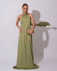 Vestido de Festa Gola Alta com Decote nas Costas Acetinado Verde Pistache