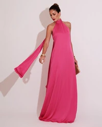 Vestido de Festa Gola Alta com Decote nas Costas Acetinado Pink