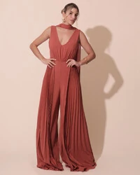 Macacão de Festa Longo Crepe Pantalona Plissado e Lenço Terracota