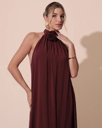 Vestido Longo Crepe Chiffon Frente Única Fluido Flor Removível Marsala