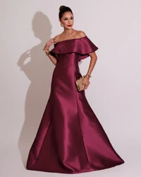 Vestido de Festa Longo Ombro a Ombro Zibeline com Babado Fúcsia