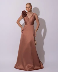 Vestido de Festa longo Zibeline Decote em V com Flores Removivel Mocha Mousse