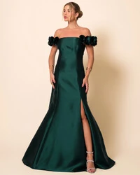 Vestido Longo de Festa Zibeline Ombro a Ombro com Flores e Fenda Verde Escuro