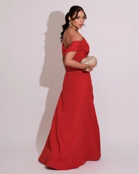 Vestido de Festa Longo Ombro a Ombro com Fenda em Alfaiataria Vermelho