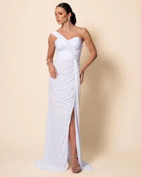 Vestido de Festa Longo Tule Tomara que Caia Faixa Detalhe Drapeado e Fenda Branco