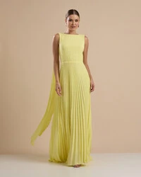 Vestido de Festa Longo Crepe Chiffon Plissado com Lenço nas Alças Amarelo Manteiga
