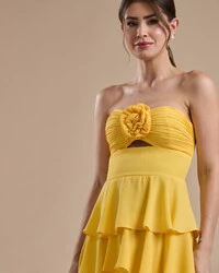 Vestido Longo Crepe Chiffon Tomara que Caia Plissado em Camadas Amarelo