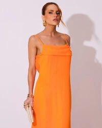 Vestido de Festa Longo Crepe Chiffon Costas Lenço Cauda Laranja