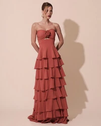 Vestido Longo Crepe Chiffon Tomara que Caia Plissado em Camadas Terracota