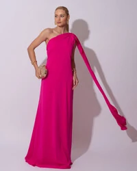 Vestido de Festa Longo Crepe Chiffon Um Ombro Só Drapeado Lenço Fixo Lenço Pink