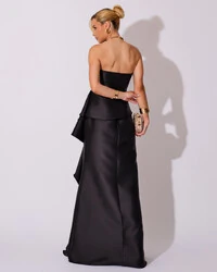 Vestido de Festa Longo Tomara que Caia Babado Cascata Preto