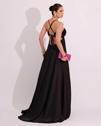 Vestido de Festa Longo Cetim Fluido Frente Única Costa Cruzada Preto