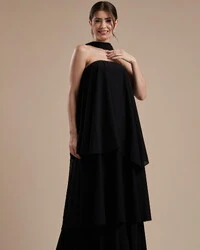 Vestido de Festa Longo Chiffon Crepe em Camadas com Lenço Preto