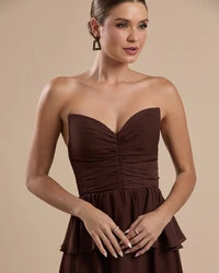 Vestido de Festa Longo Crepe Chiffon Tomara que Caia Peplum Drapeado Marrom