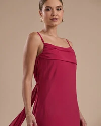 Vestido de Festa Longo Crepe Chiffon Costas Lenço Cauda Cereja