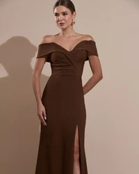 Vestido de Festa Longo Alfaiataria Ombro a Ombro com Fenda Marrom