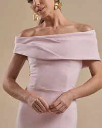 Vestido de Festa Longo Alfaiataria Ombro a Ombro com Babado Cascata Rosa Claro