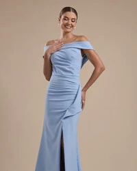 Vestido de Festa Longo Ombro a Ombro com Fenda em Alfaiataria Serenity