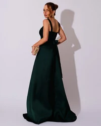 Vestido de Festa Longo Zibeline com Fenda e Faixa Verde Escuro