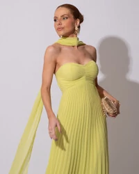 Vestido de Festa Longo Tomara que Caia Plissado com Lenço Verde Lima