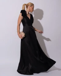 Vestido de Festa longo Zibeline Decote em V com Flores Removivel Preto