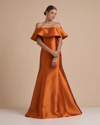 Vestido de Festa Longo Zibeline Ombro a Ombro com Babado Terracota