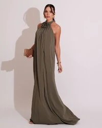 Vestido Longo Crepe Chiffon Frente Única Fluido Flor Removível Verde Oliva