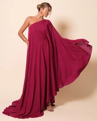 Vestido de Festa um Ombro com Capa Crepe Fluido Cereja