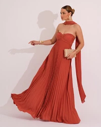 Vestido de Festa Longo Tomara que Caia Plissado com Lenço Terracota