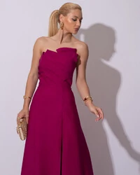 Vestido de Festa Longo Alfaiataria Tomara que Caia com Fenda Detalhe Fúcsia Beterraba