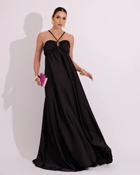 Vestido de Festa Longo Cetim Fluido Frente Única Costa Cruzada Preto