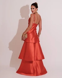 Vestido de Festa Longo Zibeline em Camadas Decote em V com Alças Laranja