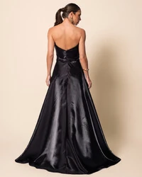 Vestido de Festa Longo Cetim Cristal Tomara que Caia Drapeado Preto